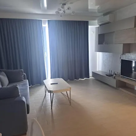 Lake View- Apartment 46 Astoria Lake 아파트